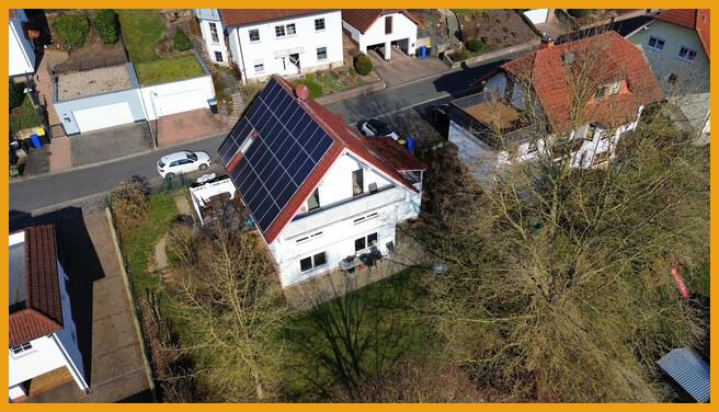 Rückansicht mit Blick auf das Grundstück