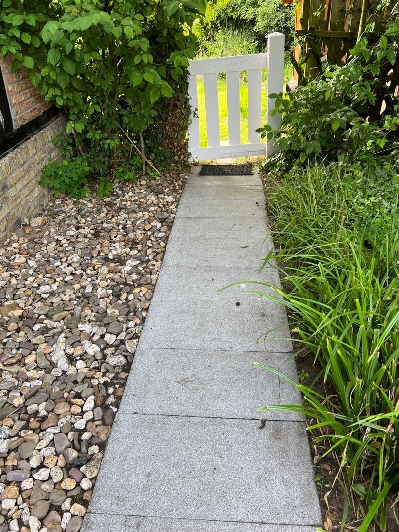 Weg zum Garten