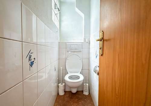 OG WC