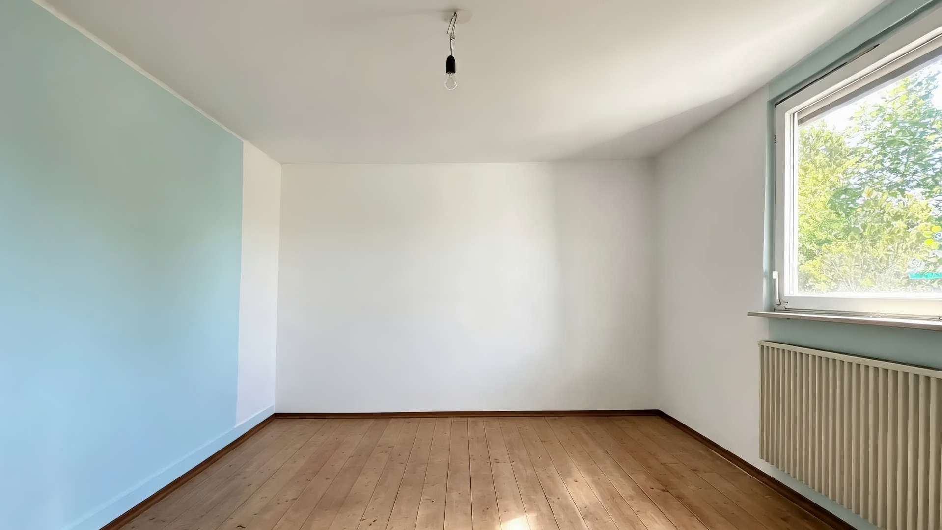 DG 1.Schlafzimmer (2)