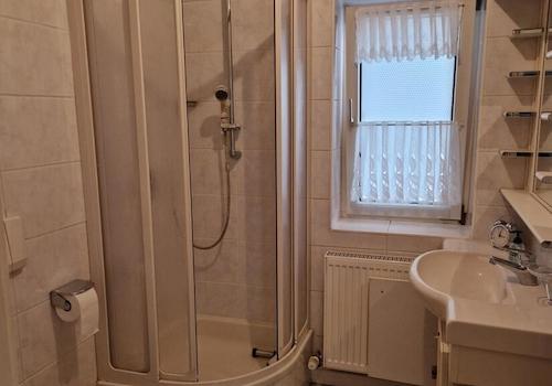 Dusche EG