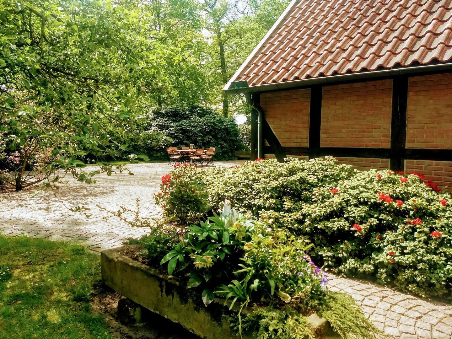 Hausseite zur Strasse