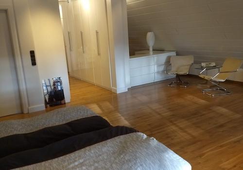 Schlafzimmer 1 OG