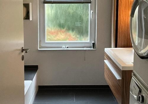 Badezimmer mit Badewanne