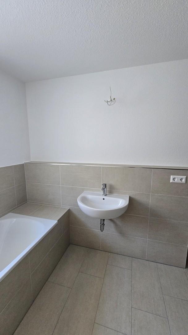 Bad mit Badewanne