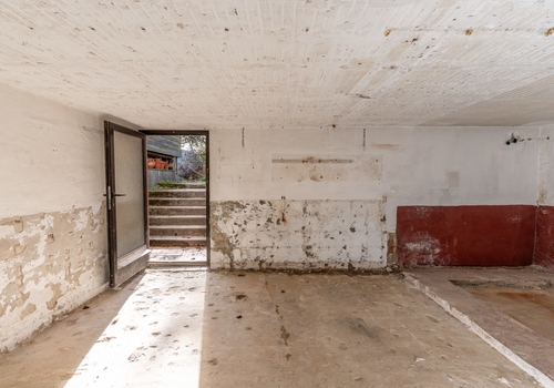 Keller 2 (aktuell/entkernt)