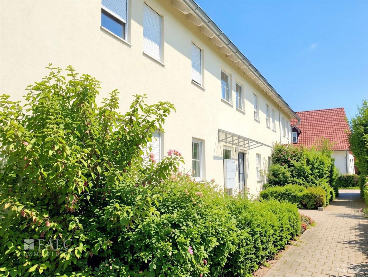 Gepflegte 9-Parteien-Anlage - (KI bearbeitet)