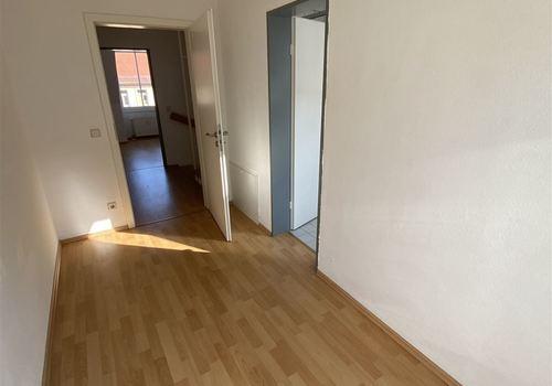 halnes Zimmer vor Bad