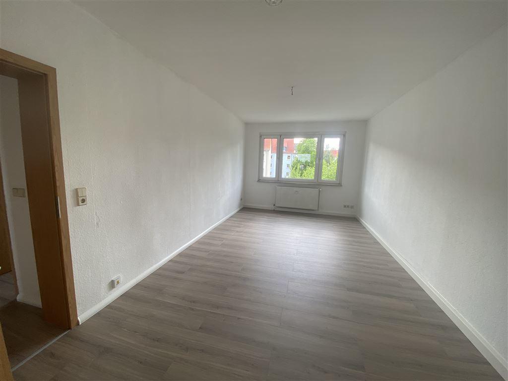 heller großer Wohnbereich