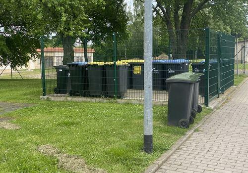 abgeschlossener Müllplatz