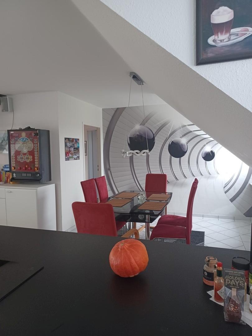 Blick von der Küche zu EZ