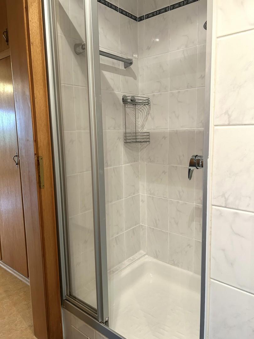 Bad mit separater Dusche