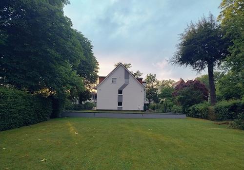 Grundstück mit Gartennutzung