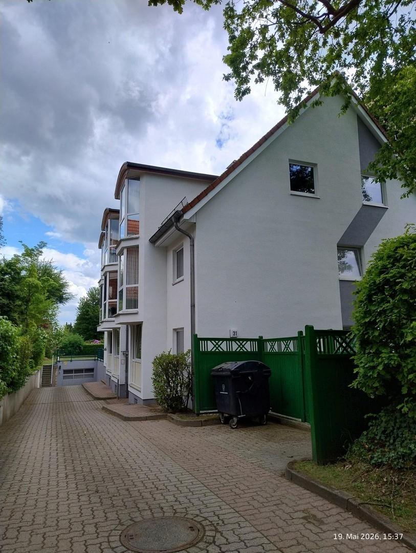 Einfahrt - Zugang TG / Whng.