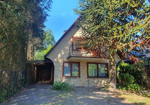 Frontansicht des Hauses