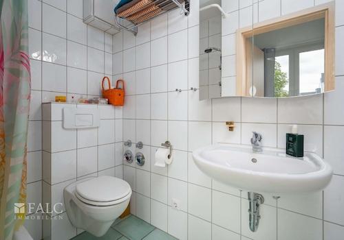 Gäste WC mit Dusche