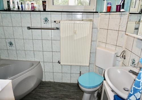 Badezimmer EG