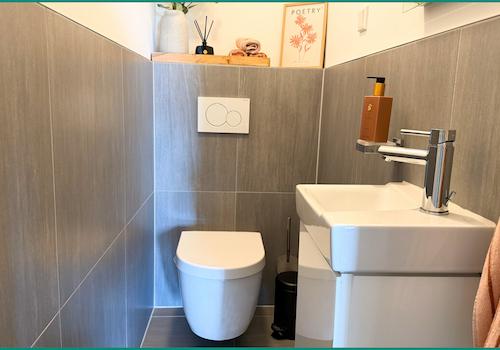 Modernes Gäste-WC