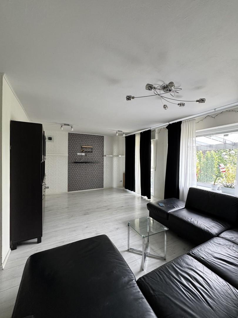 Wohnzimmer Blick zur Terrasse