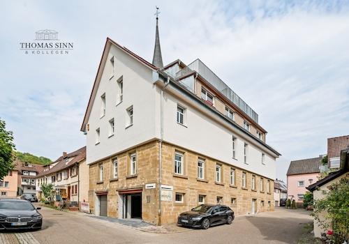 Straßenansicht