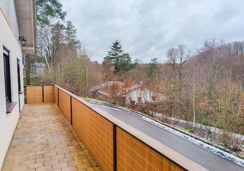 Balkon EG