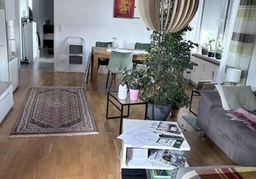 Wohn-/Esszimmer