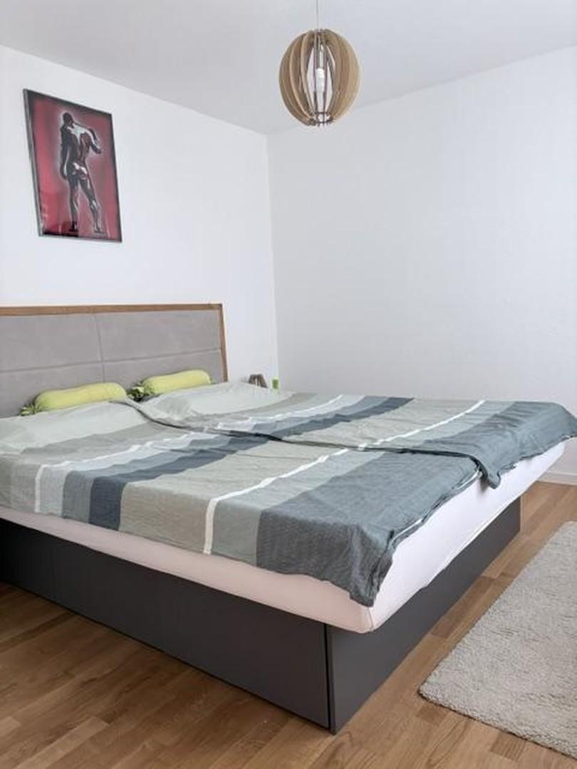 Kinder-/Schlafzimmer