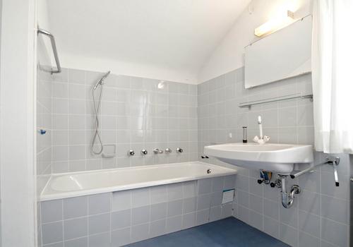 ...und Badewanne