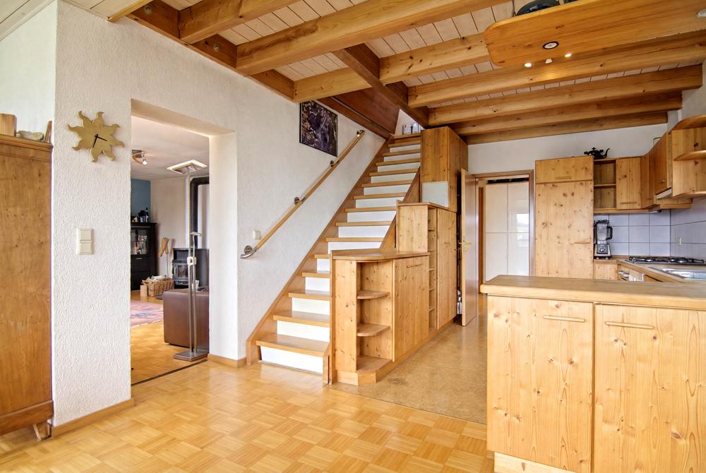 UG - Weiteres Zimmer erreichbar durch eine Treppe