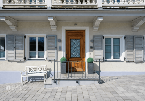 Eingangstür zur Wohnung