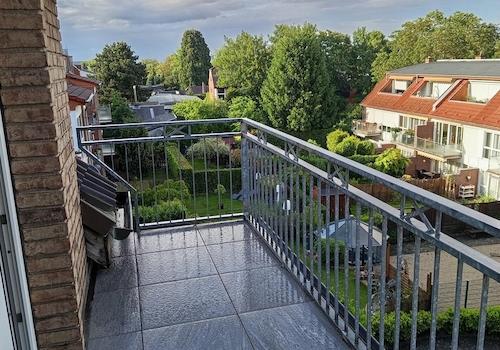Teil des großen Balkons
