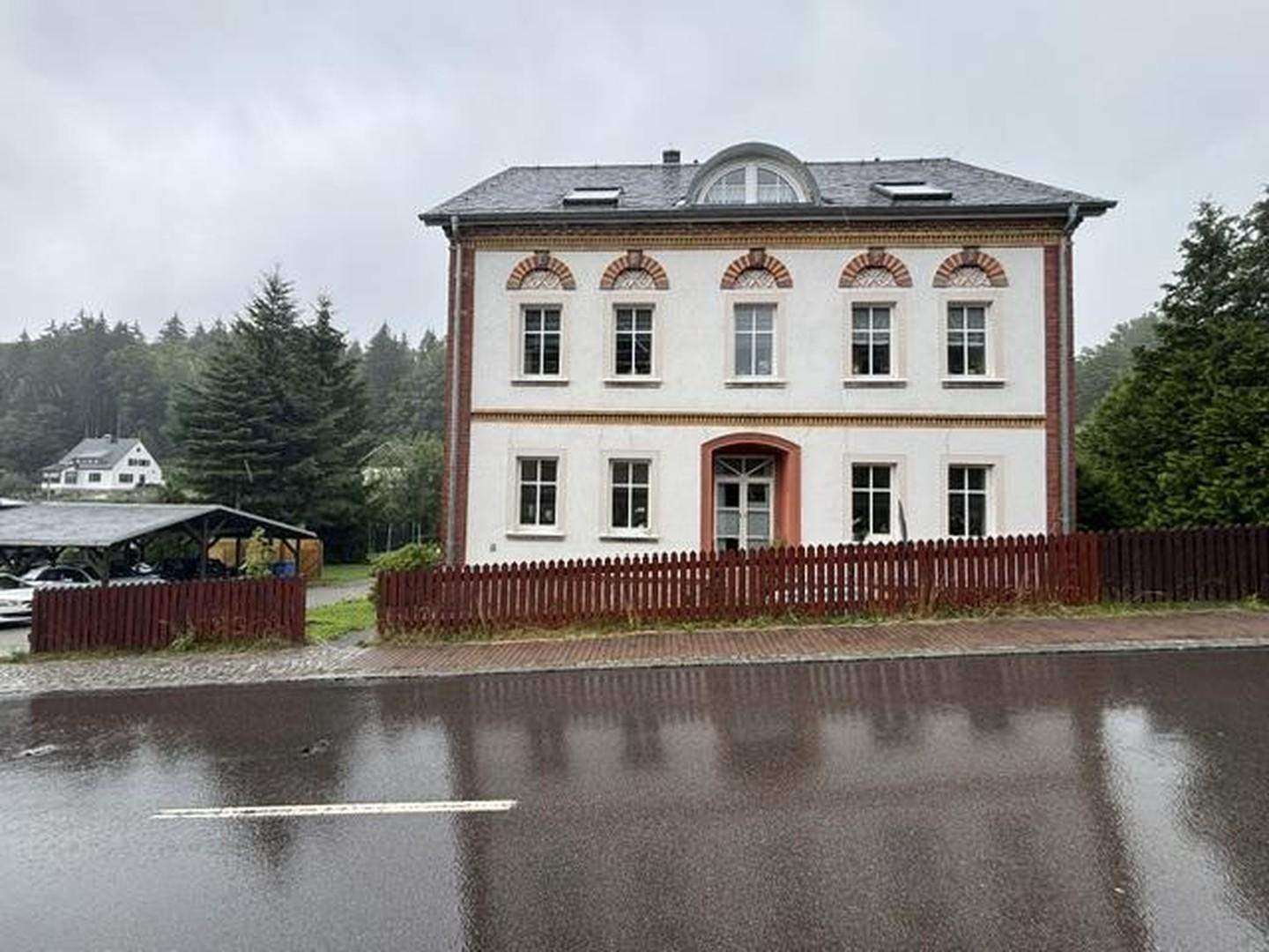 Straßenansicht