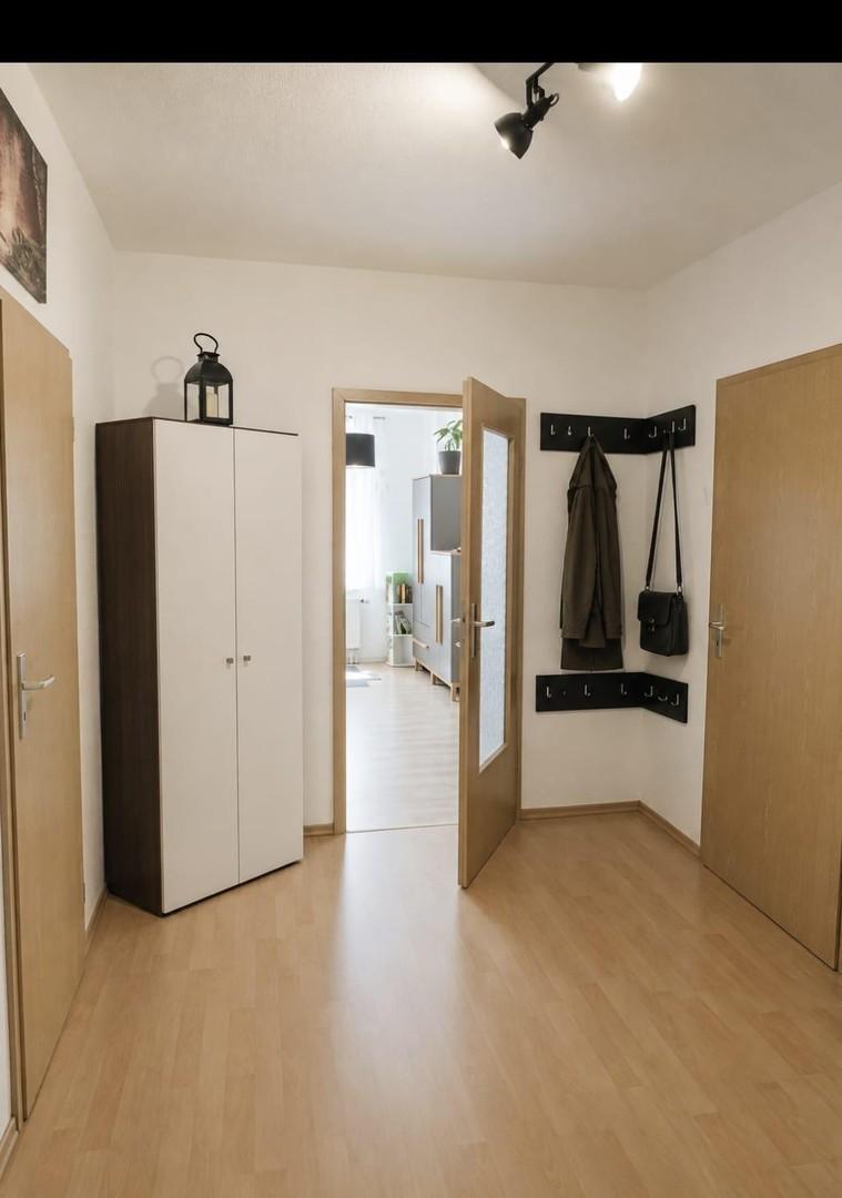 Wohnung 1.OG Flur