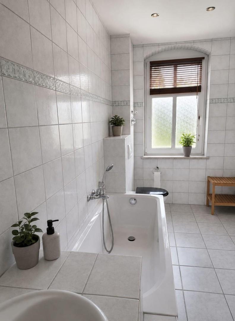 Wohnung 1.OG Bad