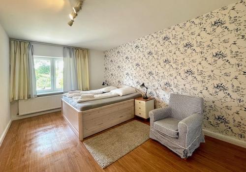 Schlafzimmer WE 1