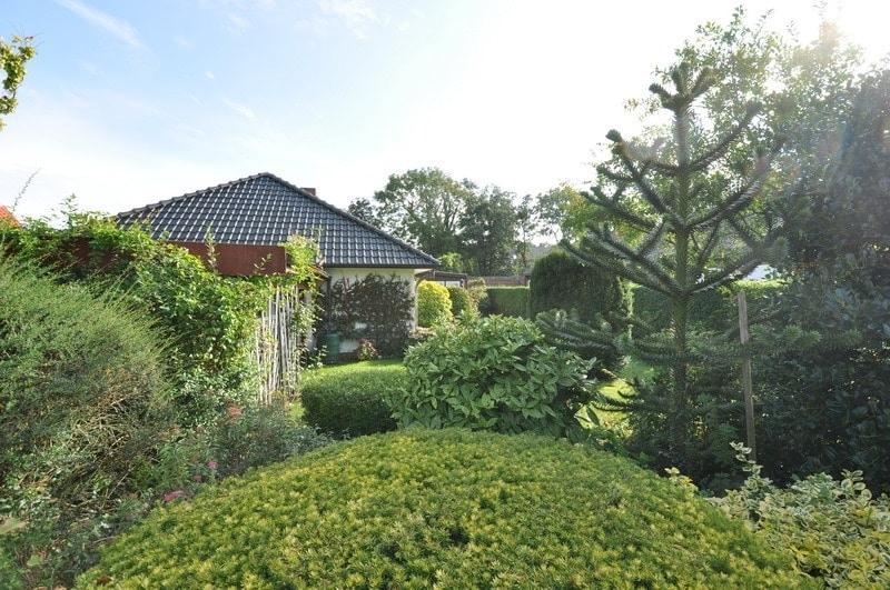Ansicht mit Garten