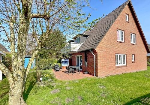 Außenansicht mit Balkon