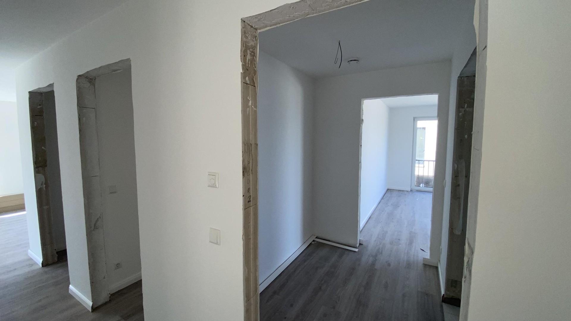 Ankleide vor dem Schlafzimmer