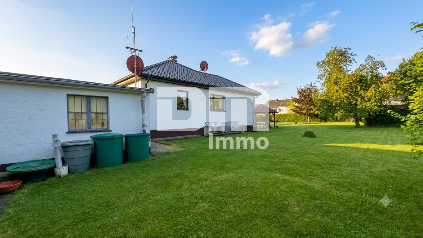 Gartenbereich hinter dem Haus
