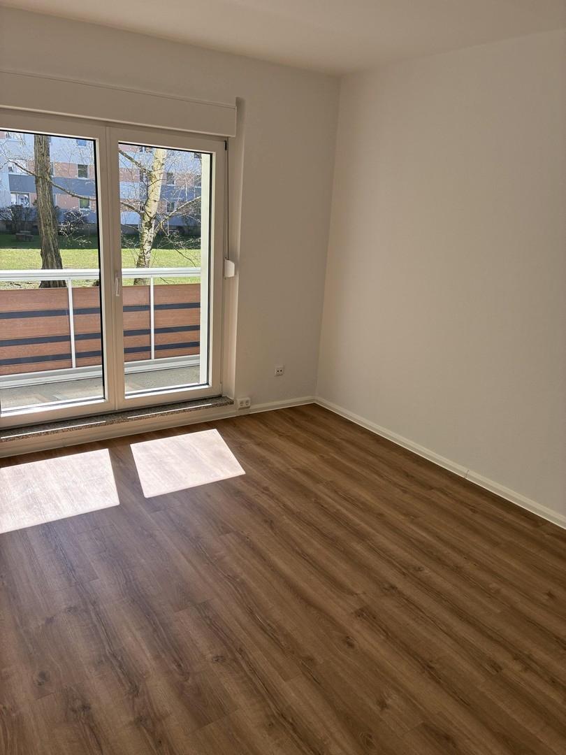 Schlafzimmer (SZ) 2