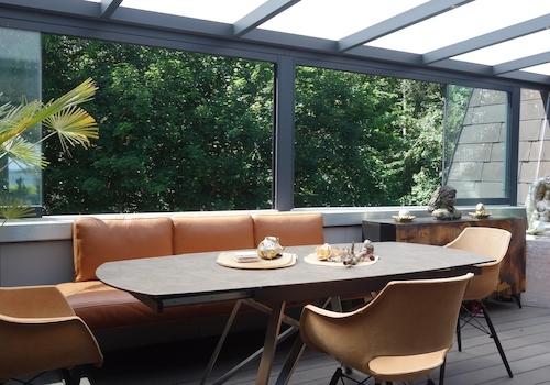Moderne Dachterrasse, Sommer