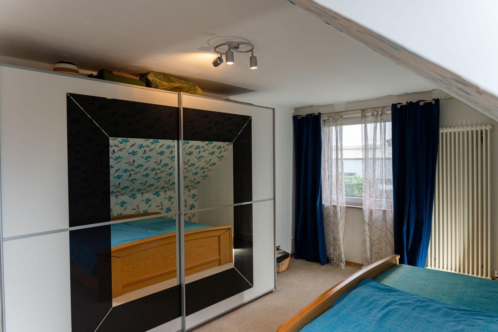 Schlafzimmer OG