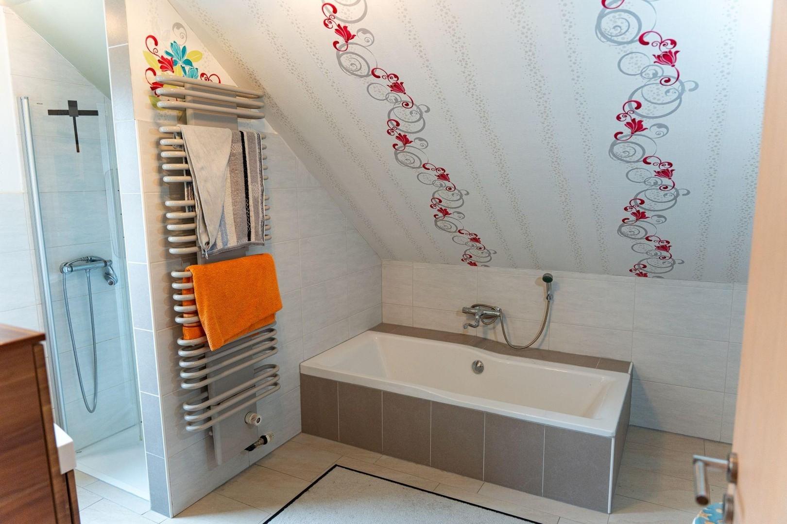 Badezimmer OG Haus