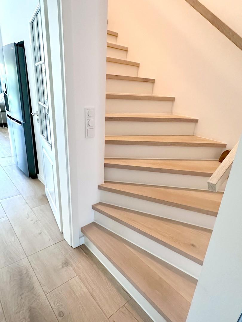 Treppe mit Echtholzbelag