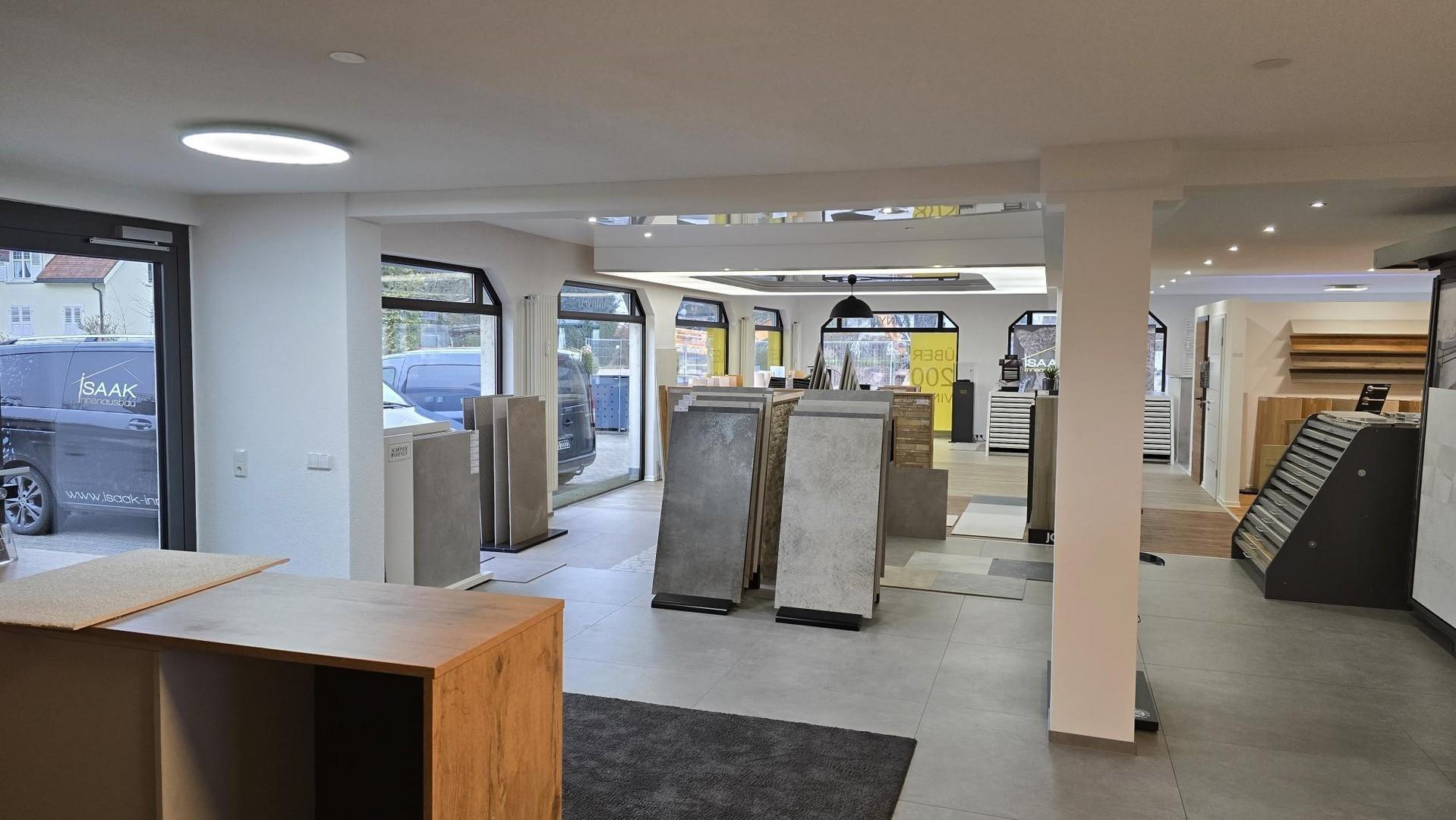 Ausstellungsfläche/ Bürofläche