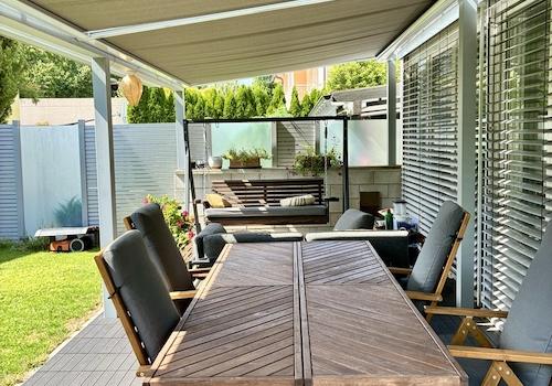 überdachte Terrasse