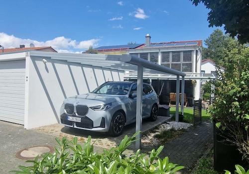Garage und Carport