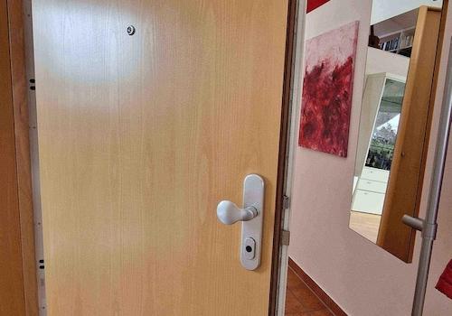 Eingang mit SafeTuer.de 