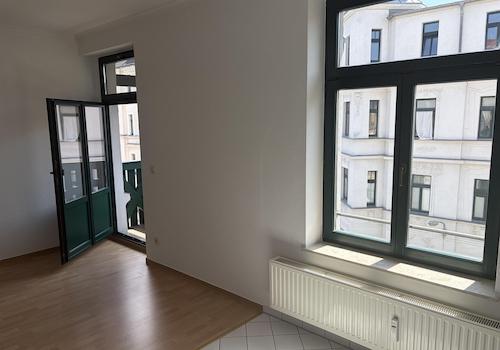 Wohnzimmer mit Essbereich