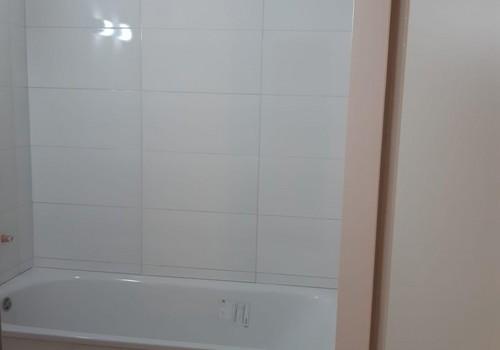 Bad mit Badewanne